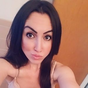 Meet your Posher, Francesca